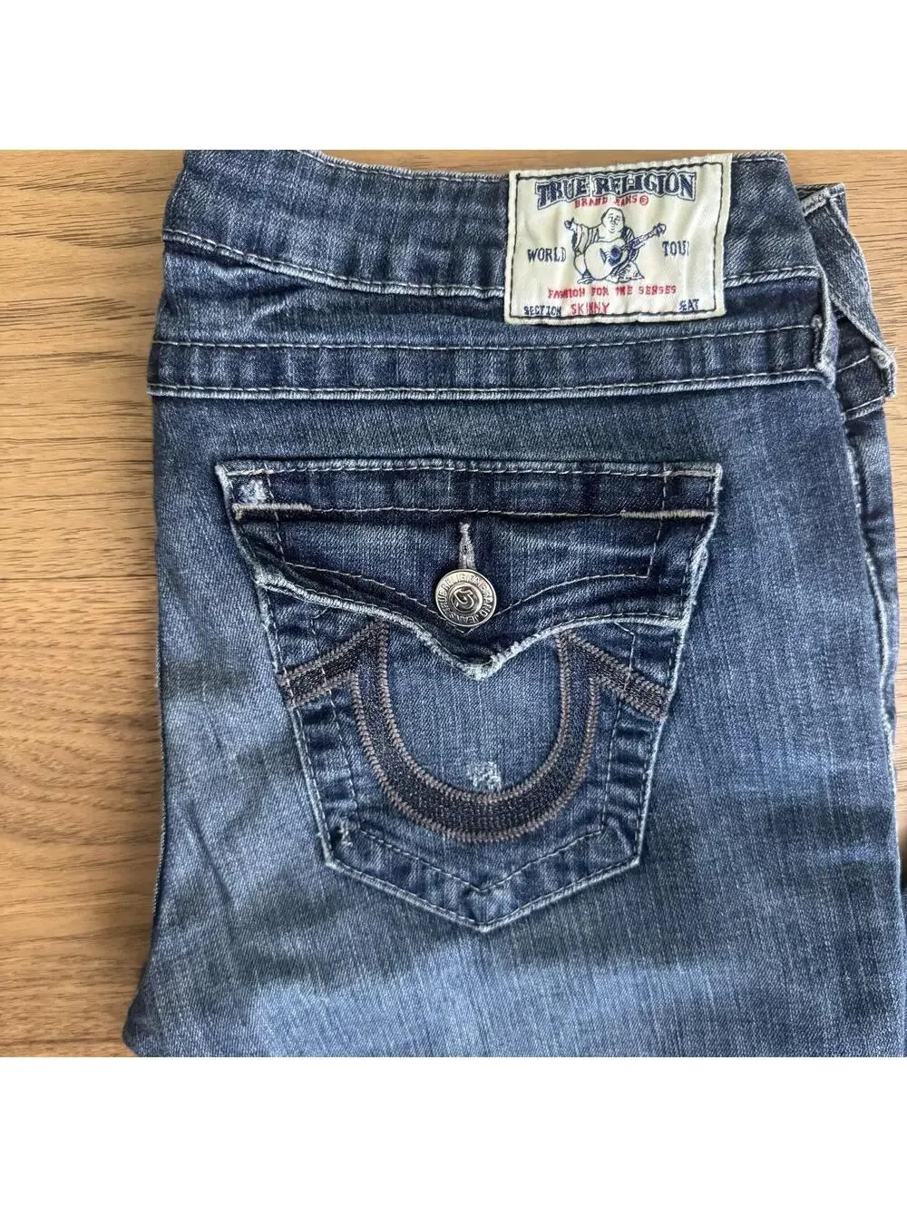 Men's True Religion 32